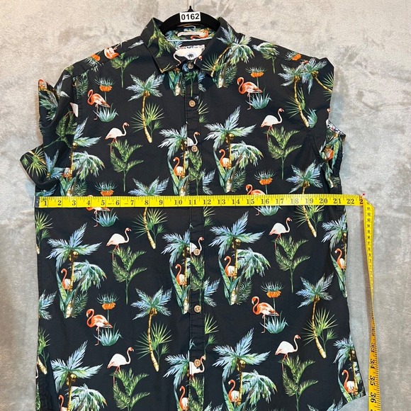 Cactus Man Ricky Singh Cotton Shirt Men's Large Black Floral Palm Flamingo Aloha - Picture 5 of 10